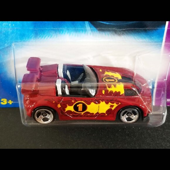 Hot Wheels Tantrum / 2007 / #81 / Ragtops & Roadsters Series - Picture 3 of 7